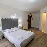 Maison En Pierre Climatisee Avec Piscine Privee En Dordogne - Fr-1-616-512